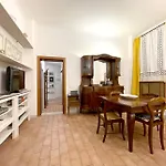 Apartamento Lombarde 30 Near Piazza Il Campo Siena